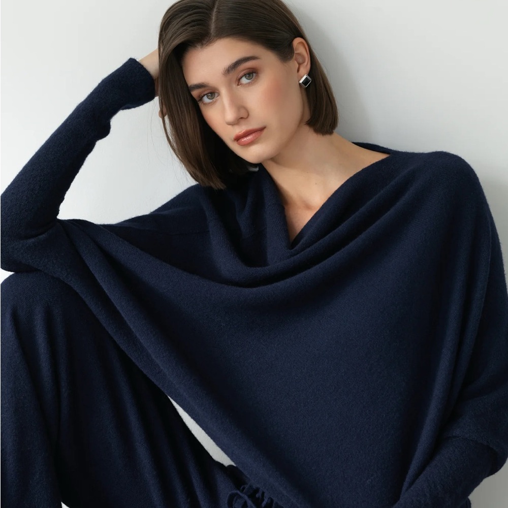 Jaki London Soft Blue Knitwear